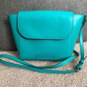 Vera Bradley Flap Closure Crossbody Handbag